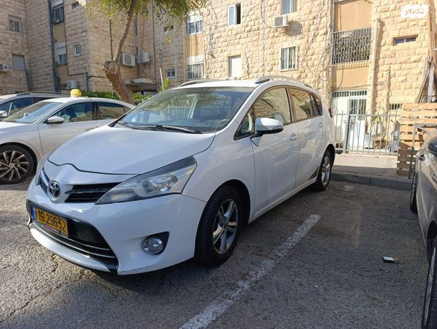 טויוטה ורסו