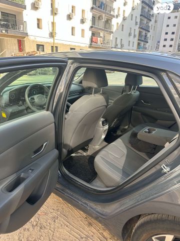 יונדאי אלנטרה