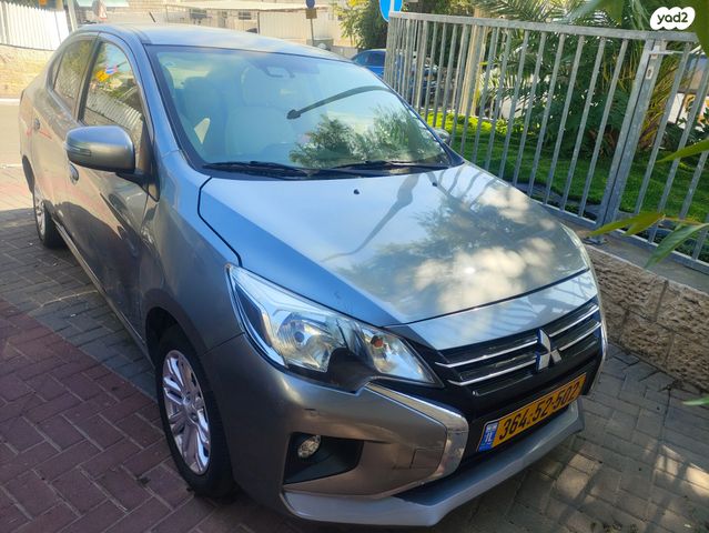 מודעת רכב מיצובישי אטראז'