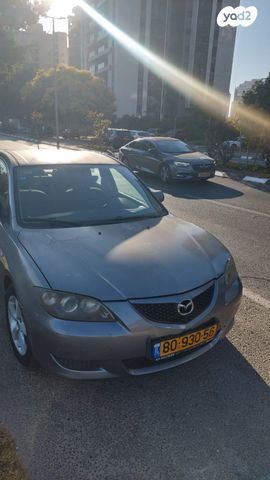 מאזדה 3