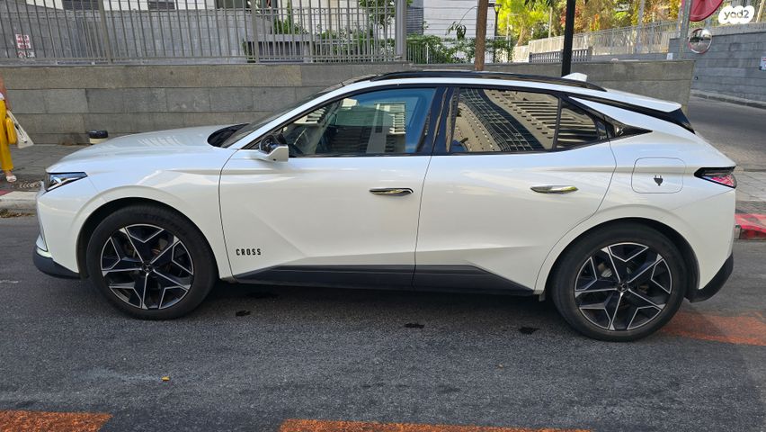 מודעת רכב די.אס 4