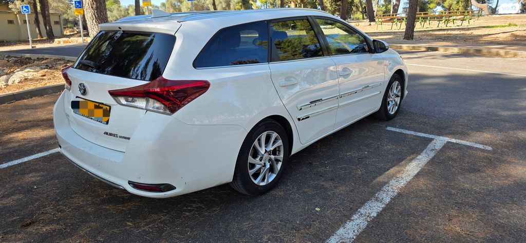 טויוטה אוריס