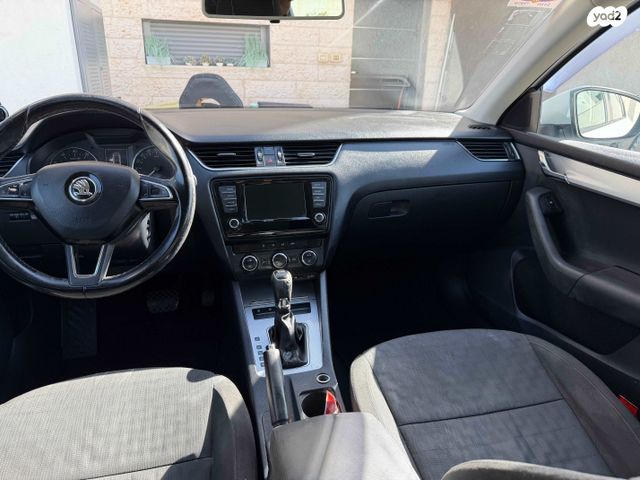 סקודה אוקטביה 