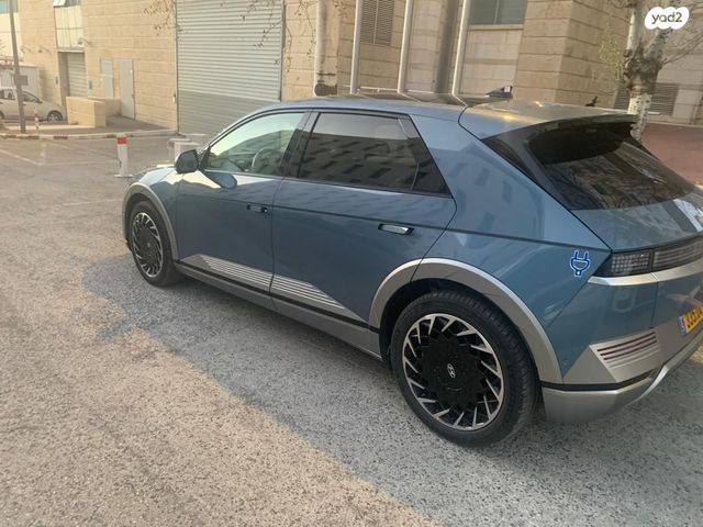 יונדאי איוניק 5