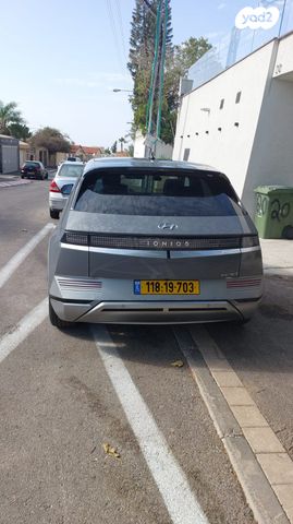 יונדאי איוניק 5