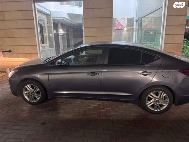 יונדאי אלנטרה