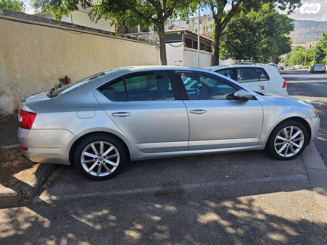 סקודה אוקטביה