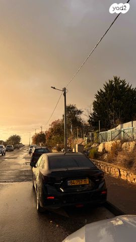 מודעת רכב מאזדה 3