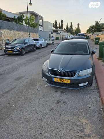 סקודה אוקטביה 
