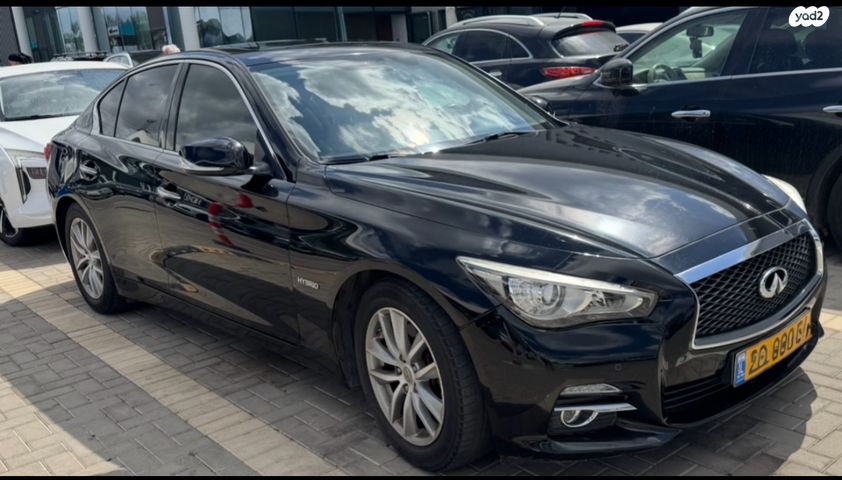 אינפיניטי Q50