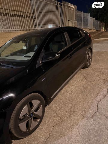 יונדאי איוניק