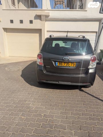 מודעת רכב טויוטה ורסו