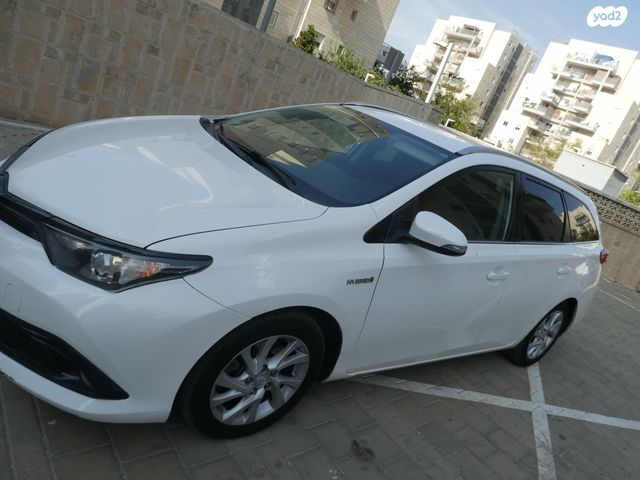 מודעת רכב טויוטה אוריס