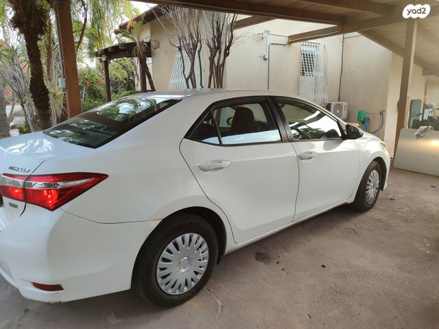 טויוטה קורולה