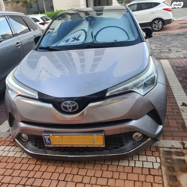 טויוטה C-HR