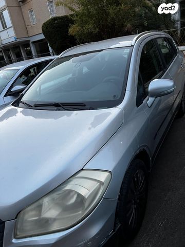 סוזוקי קרוסאובר