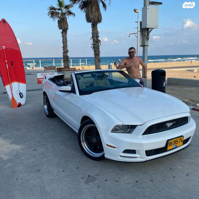 מודעת רכב פורד מוסטנג