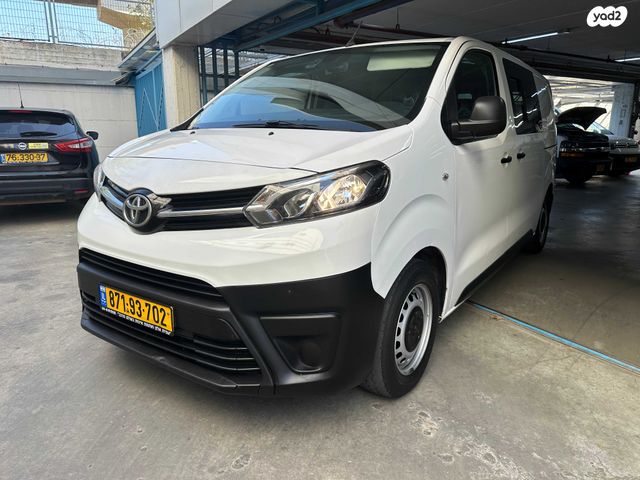 מודעת רכב טויוטה פרואייס