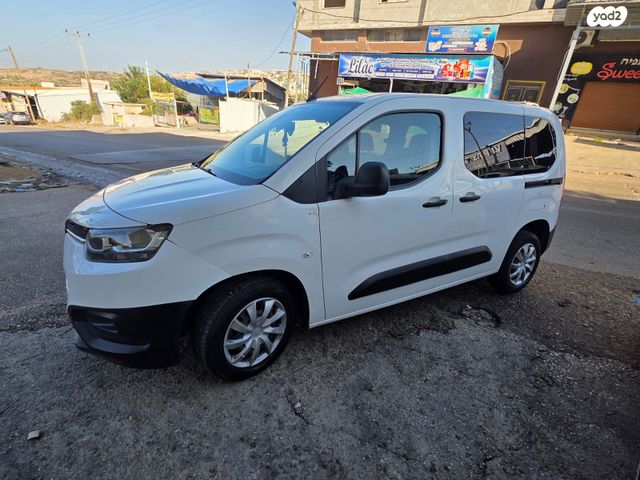 טויוטה פרואייס סיטי