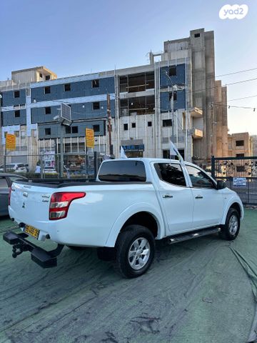 מיצובישי טרייטון / L200