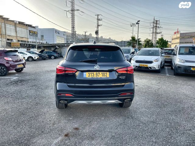 אם ג'י EHS PHEV
