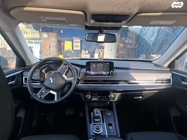 מודעת רכב מיצובישי אאוטלנדר 1