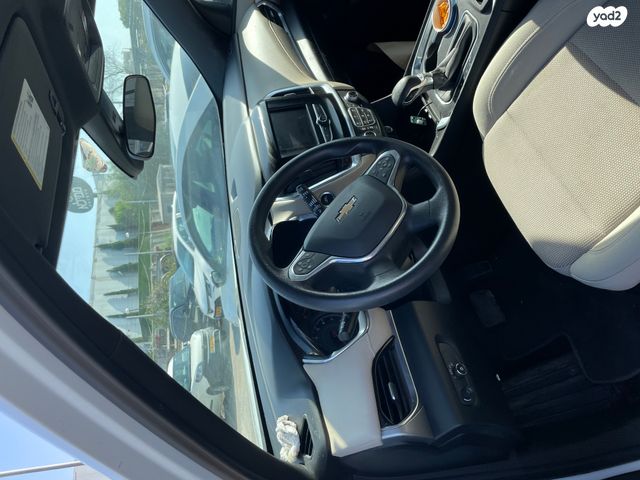 מודעת רכב שברולט טראוורס 1