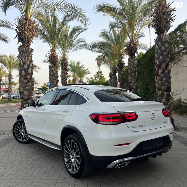 מרצדס-בנץ GLC