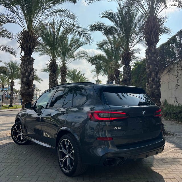 ב מ וו X5