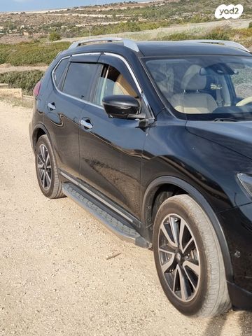 ניסאן אקס טרייל