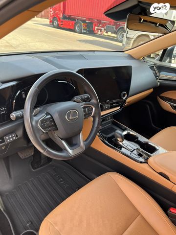 מודעת רכב לקסוס NX