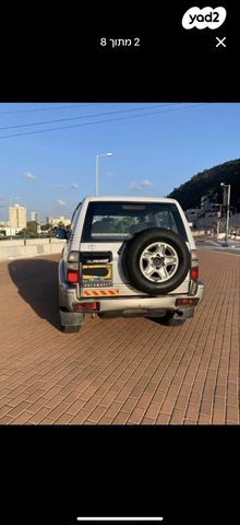 טויוטה לנד קרוזר