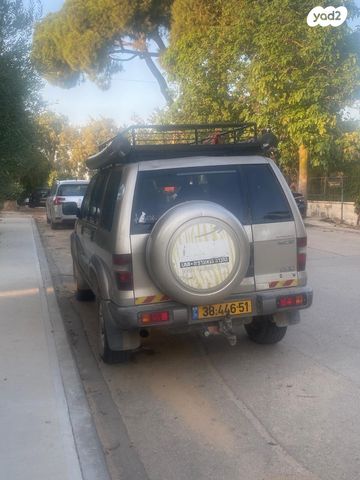 איסוזו טרופר