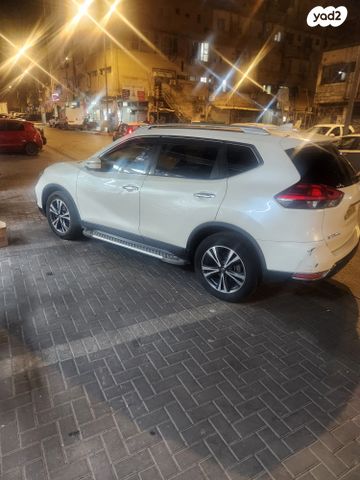 ניסאן אקס טרייל