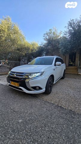 מיצובישי אאוטלנדר