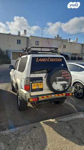 טויוטה לנד קרוזר