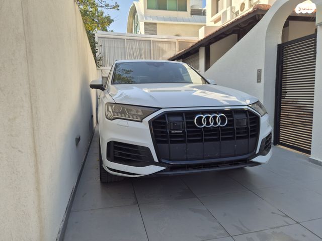 אאודי Q7