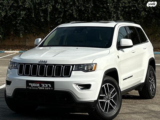 מודעת רכב ג'יפ גרנד צ'ירוקי