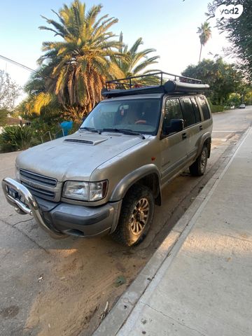 איסוזו טרופר