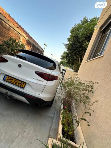 מודעת רכב אלפא רומיאו סטלביו