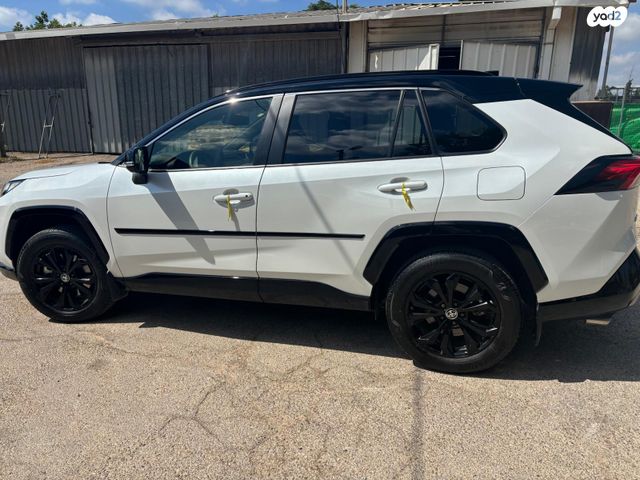 מודעת רכב טויוטה RAV4