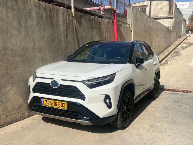 מודעת רכב טויוטה RAV4