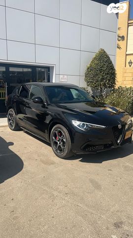 מודעת רכב אלפא רומיאו סטלביו