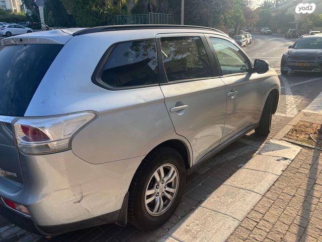 מיצובישי אאוטלנדר