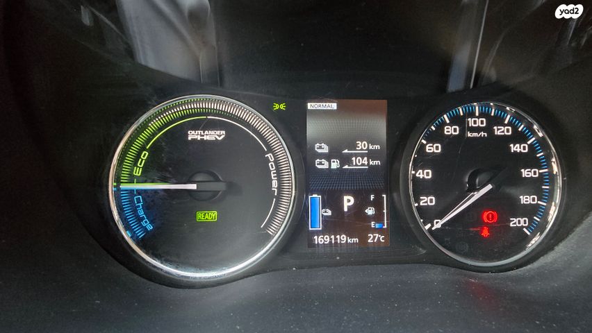 מיצובישי אאוטלנדר