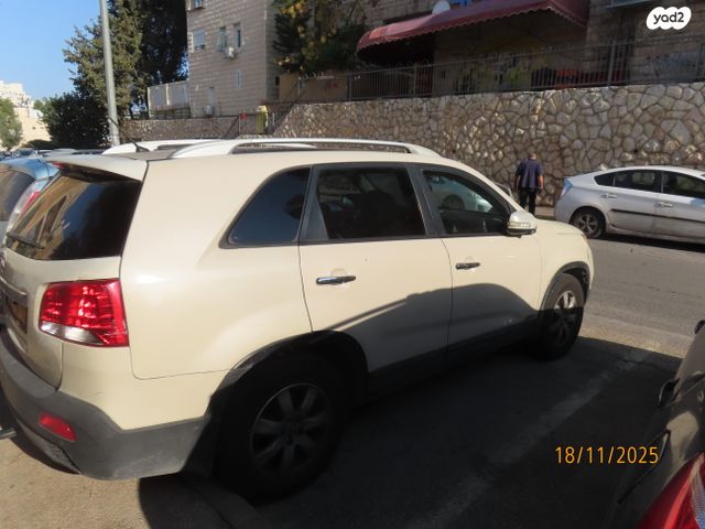 מודעת רכב קיה סורנטו
