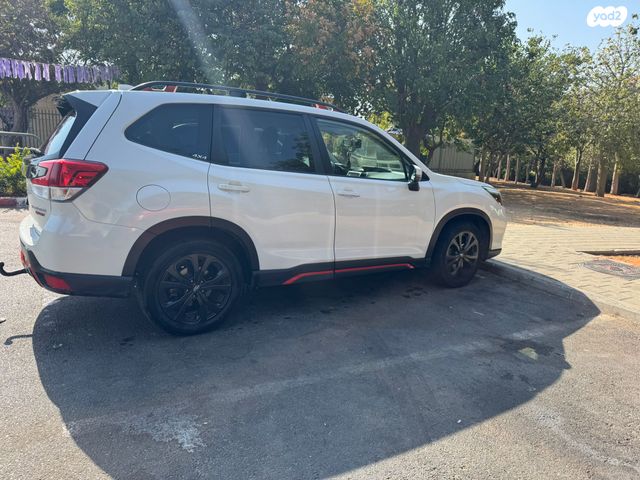 סובארו פורסטר