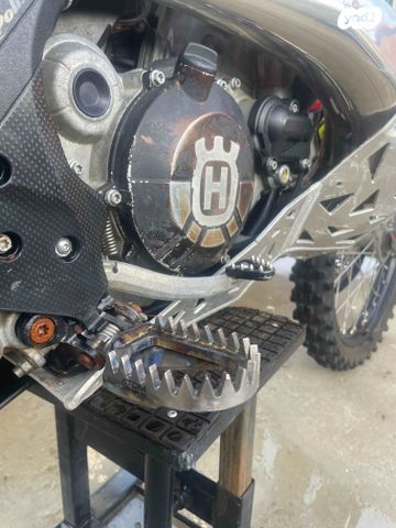 הוסקוורנה TE300