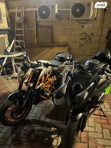 KTM Naked Duke 390