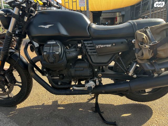 מוטוגוצי V7 Stone ABS